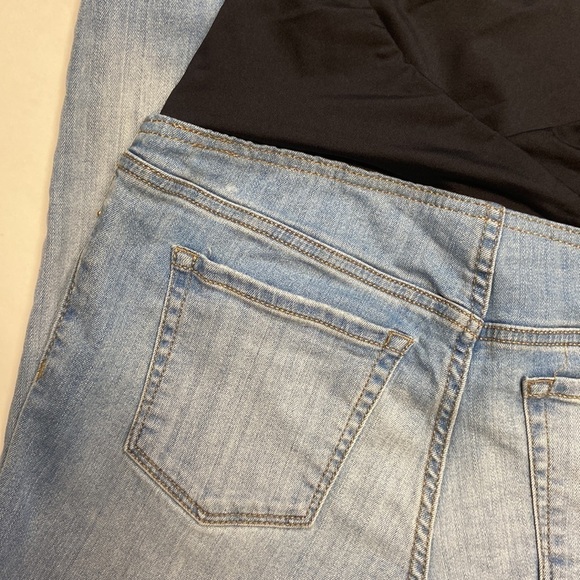 Isabel Maternity by Ingrid & Isabel Secret Fit Belly Crossover Panel Jeggings - Picture 13 of 16